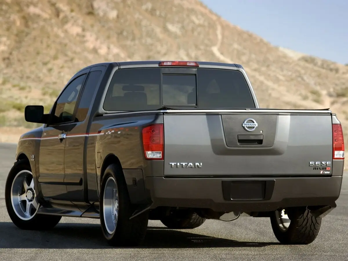 Nissan Titan I Пикап Полуторная кабина — сүрөт 4