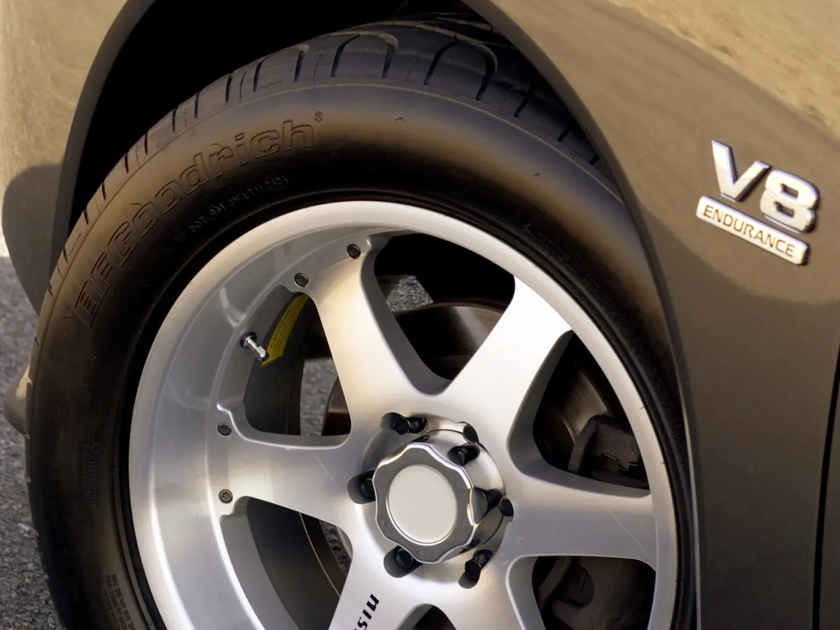 Nissan Titan I Пикап Полуторная кабина — сүрөт 8