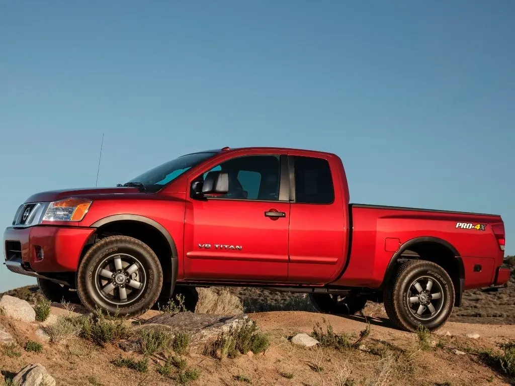 Nissan Titan I Рестайлинг Пикап Полуторная кабина — сүрөт 2