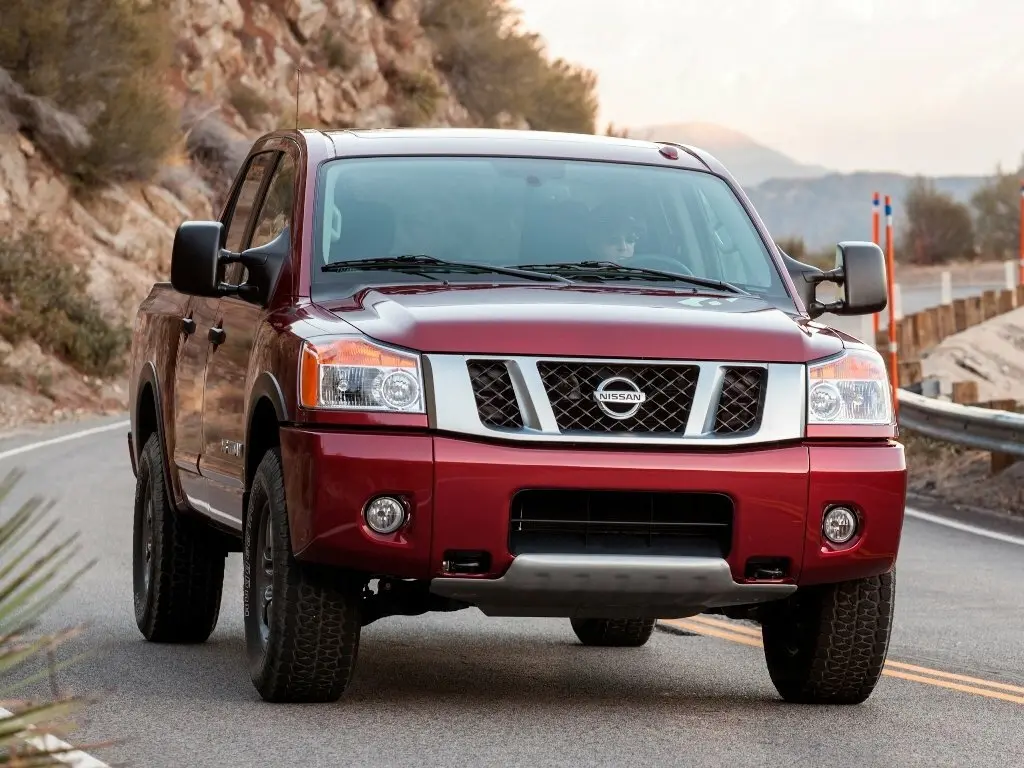 Nissan Titan I Рестайлинг Пикап Полуторная кабина — сүрөт 3