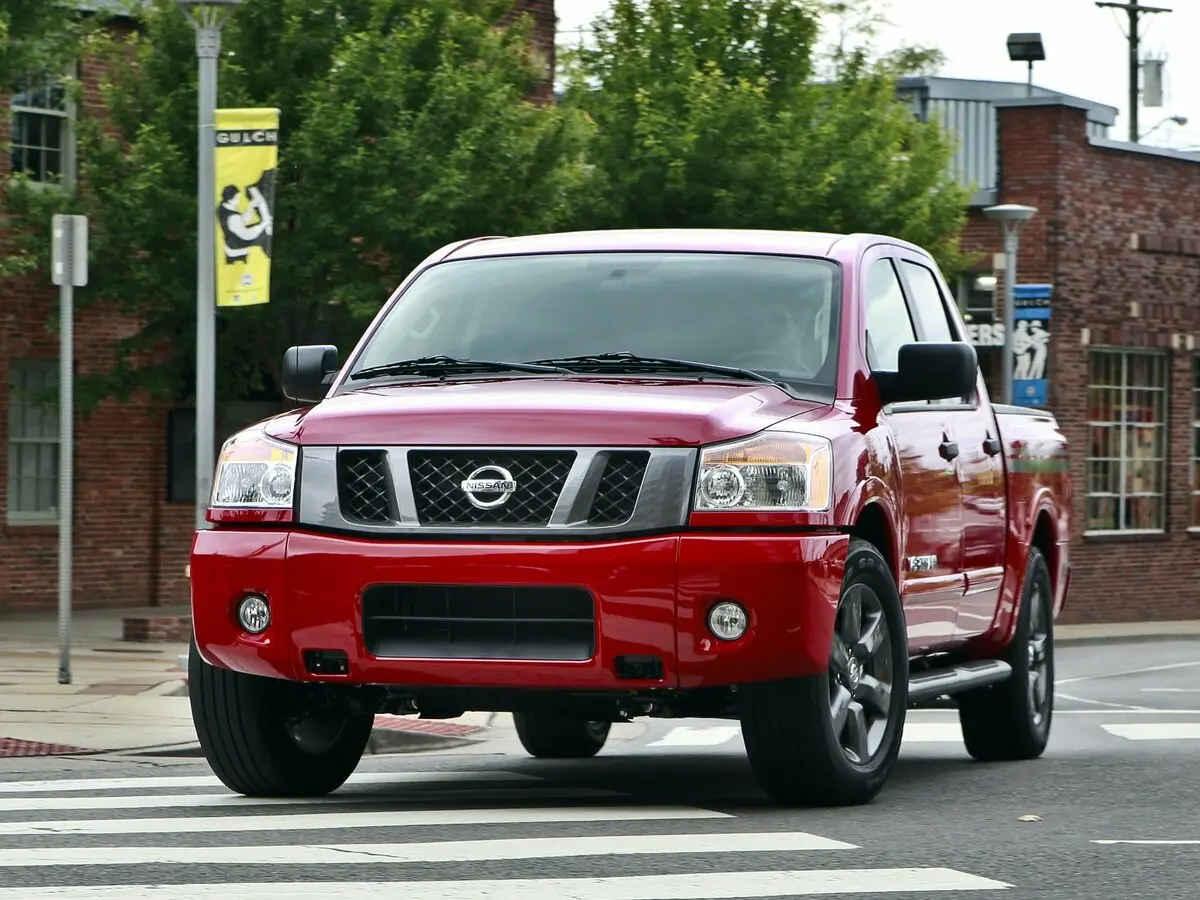 Nissan Titan I Рестайлинг Пикап Двойная кабина — сүрөт 3