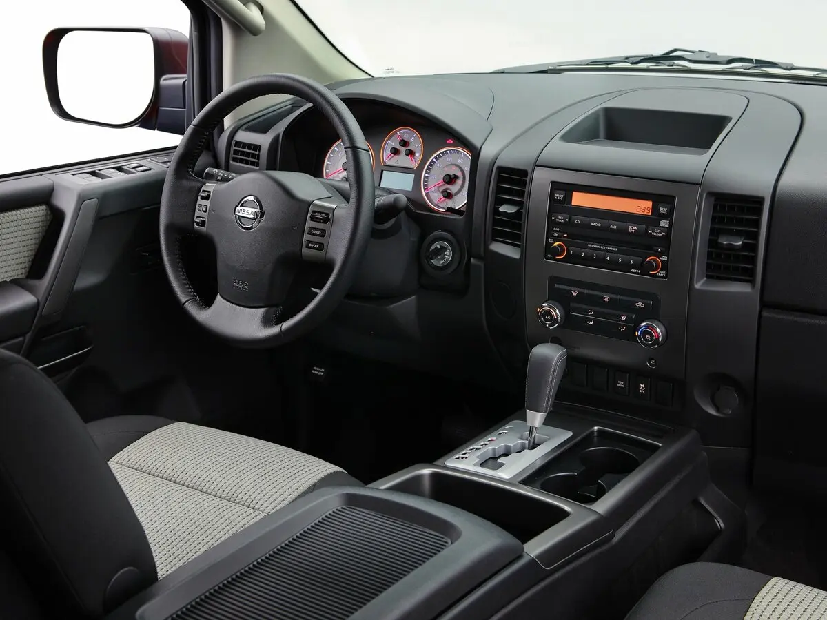 Nissan Titan I Рестайлинг Пикап Двойная кабина — сүрөт 6