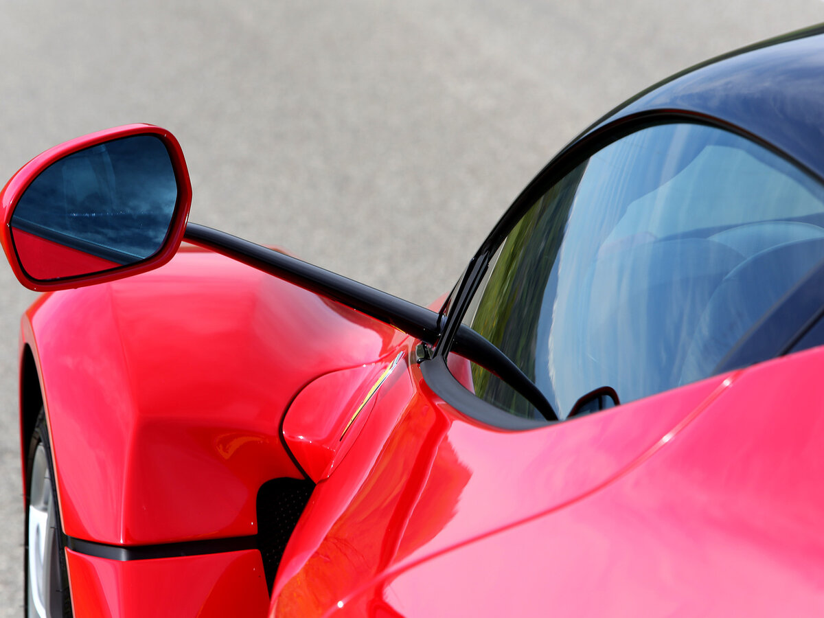 Ferrari LaFerrari 2013 – 2017 Купе — фото 11