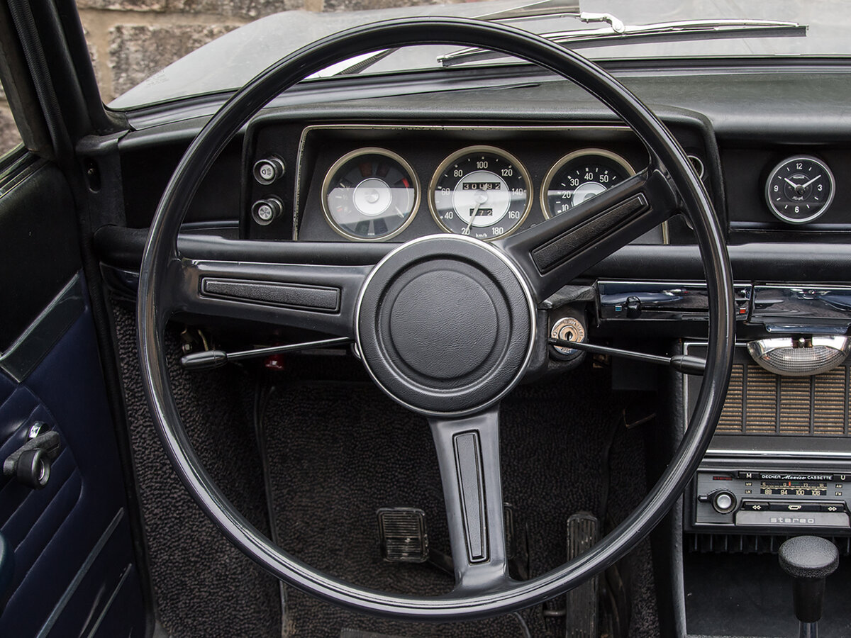 BMW 02 (E10) I Кабриолет