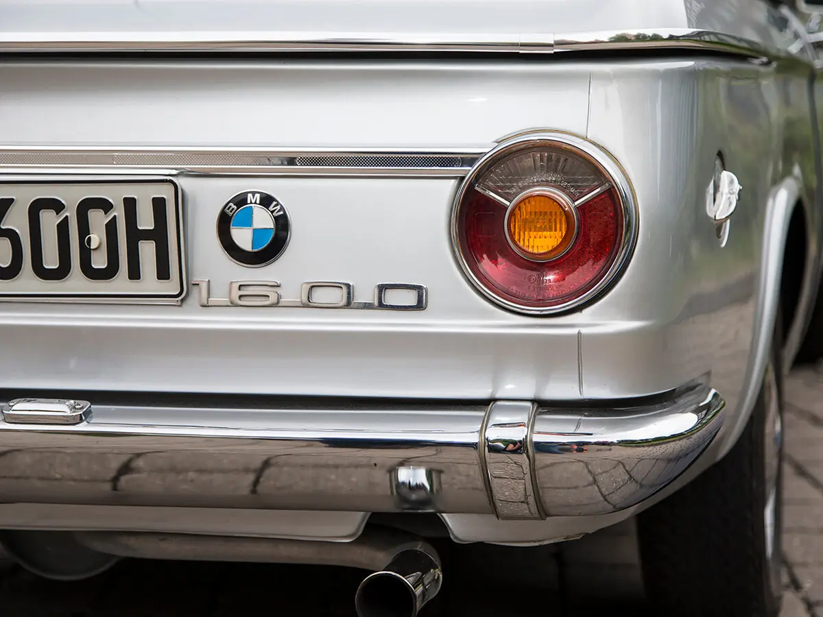BMW 02 (E10) I Кабриолет — сүрөт 11