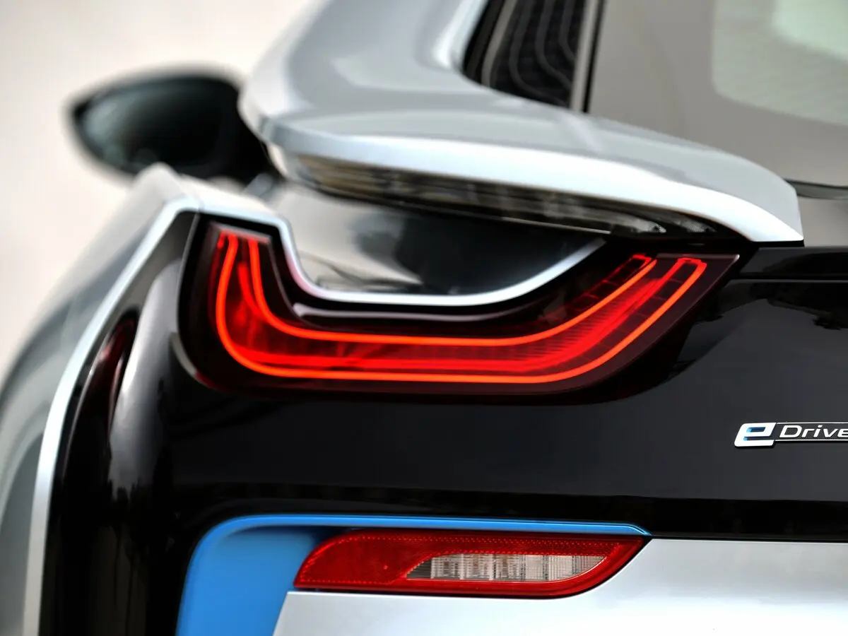BMW i8 I Купе — сүрөт 13