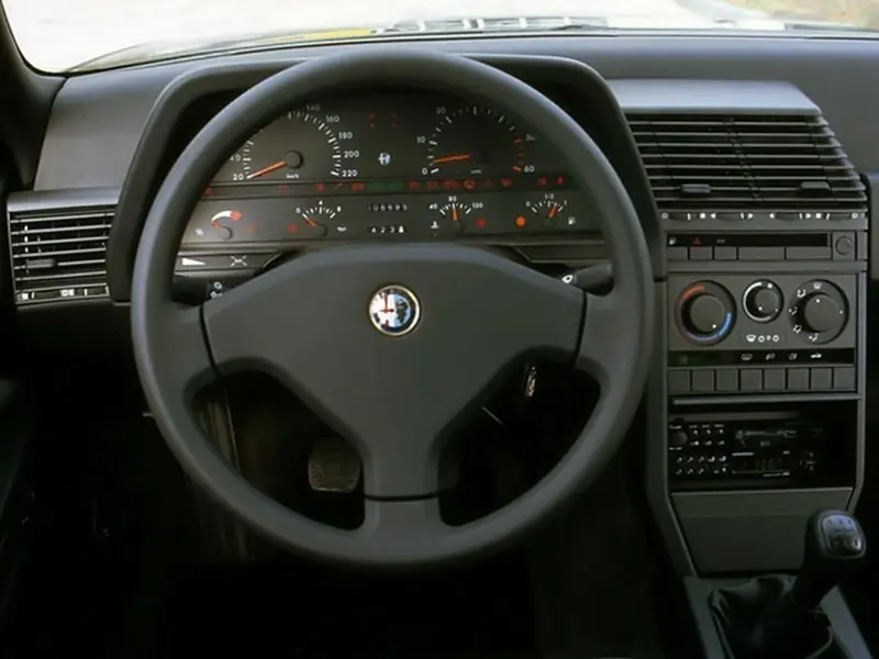 Alfa Romeo 164 I Седан — сүрөт 5