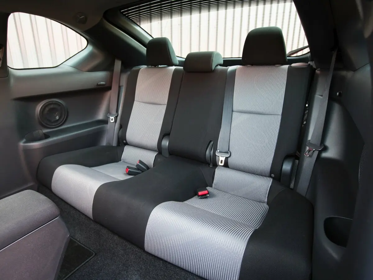Scion tC II Рестайлинг Купе — сүрөт 10