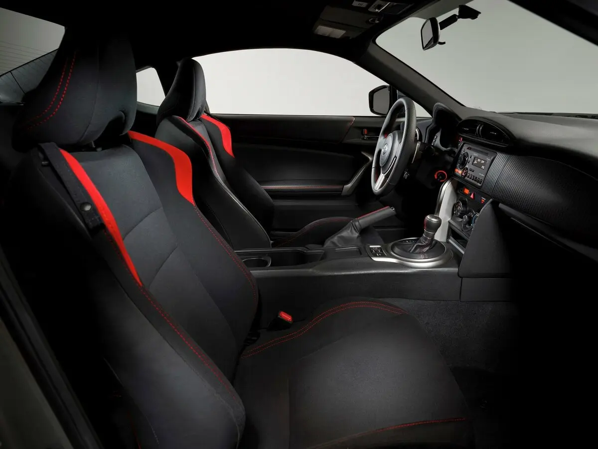 Scion FR-S 2012 – 2016 Купе — 照片 7