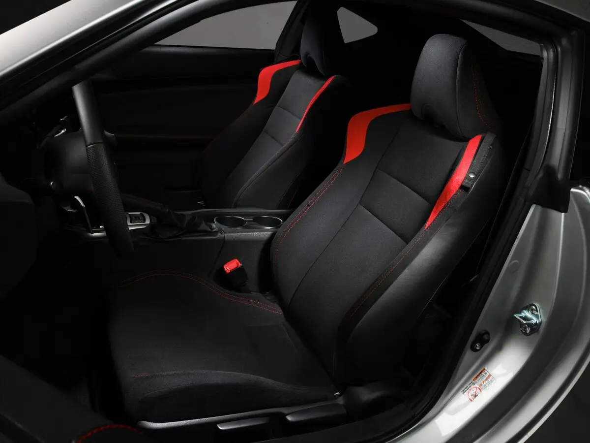 Scion FR-S 2012 – 2016 Купе — 照片 8