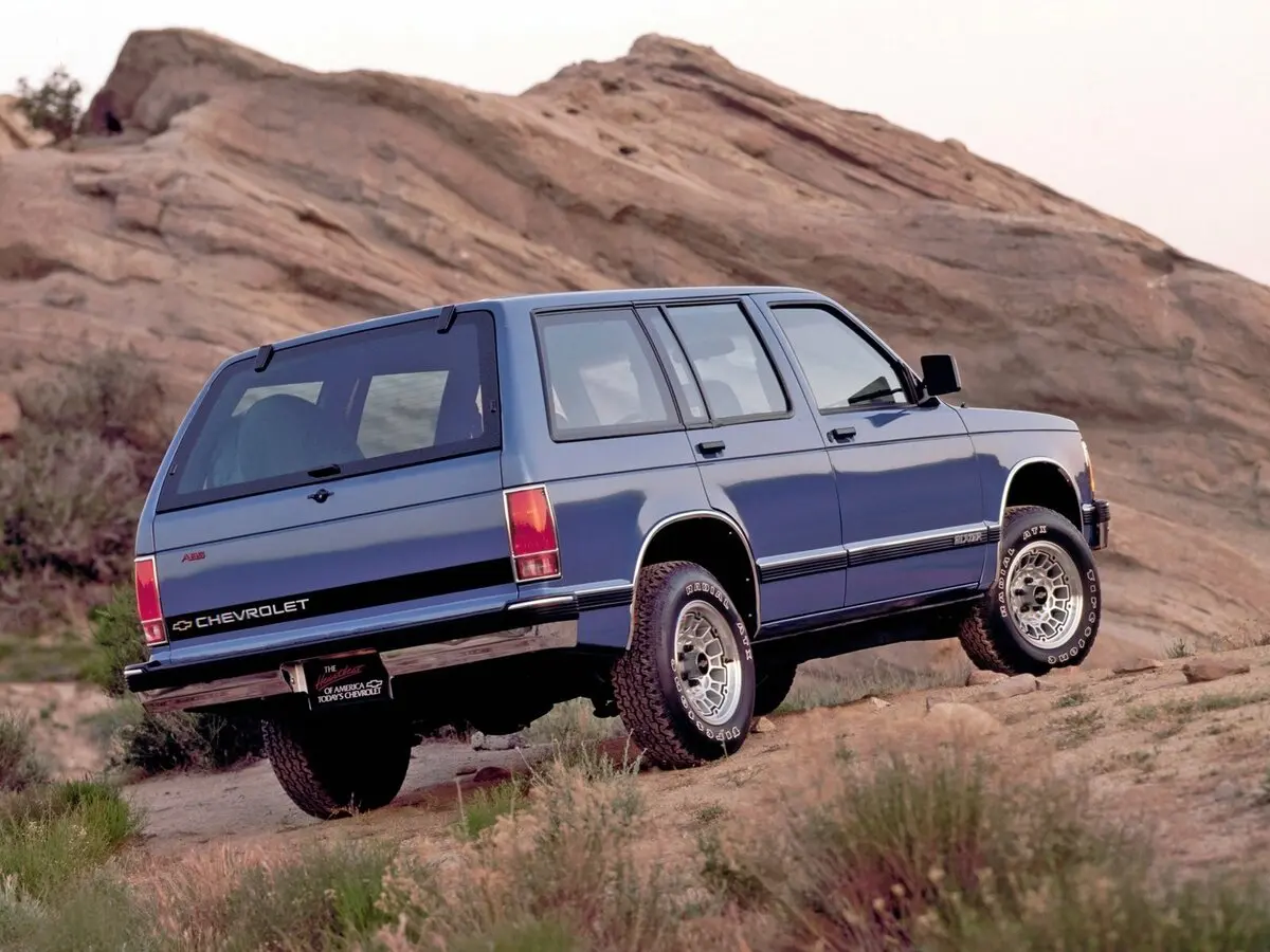 Chevrolet Blazer I Рестайлинг Внедорожник 5 дв. — сүрөт 3