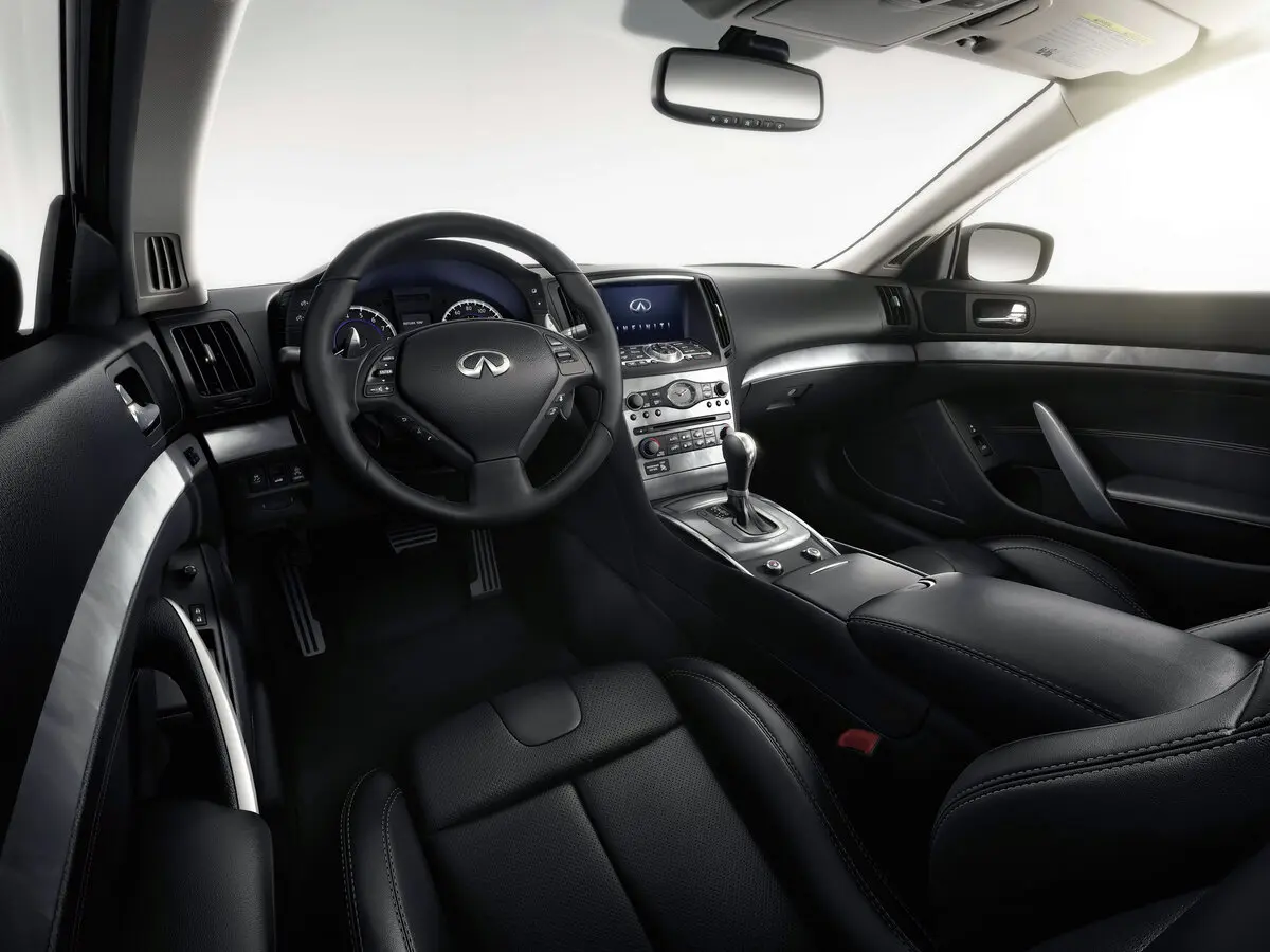 Infiniti Q60 I Купе — photo 5