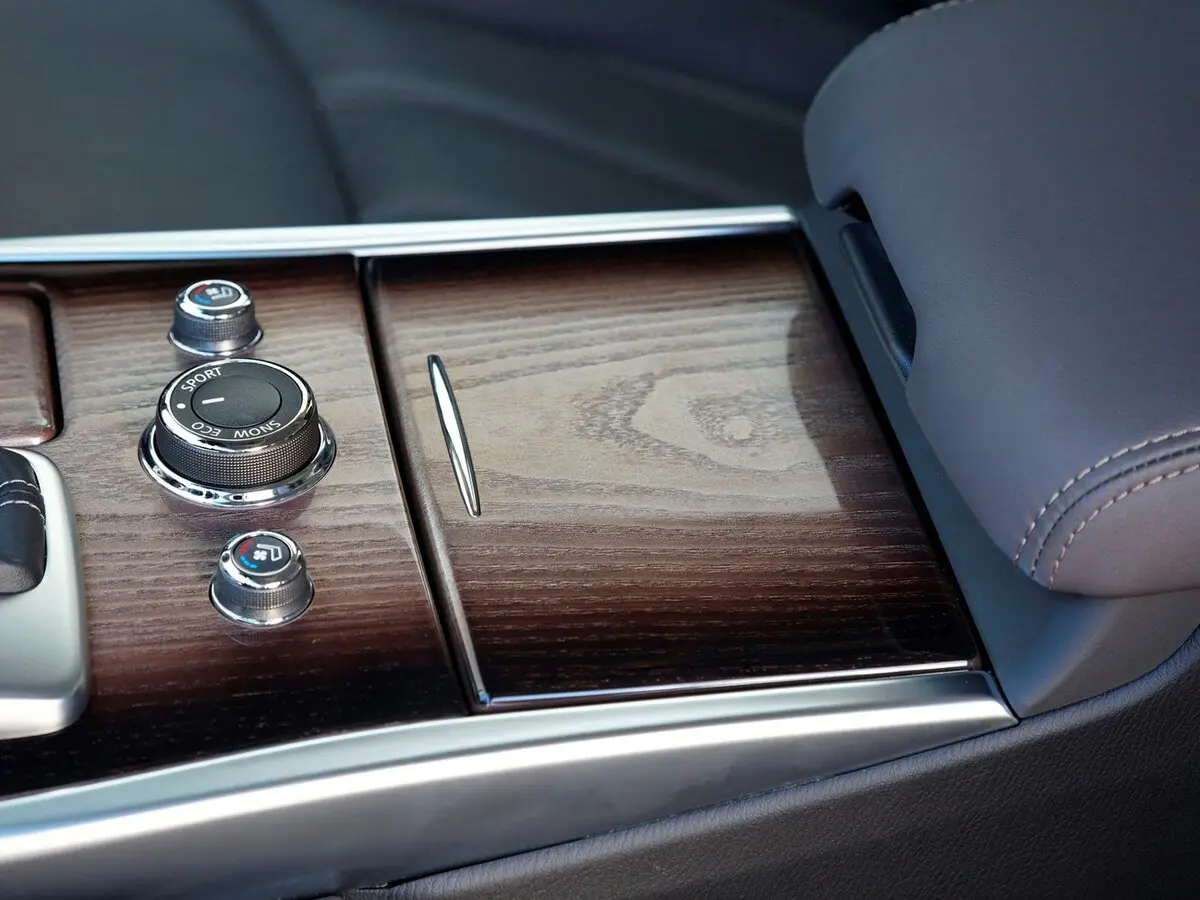 Infiniti Q70 I Седан — сүрөт 13