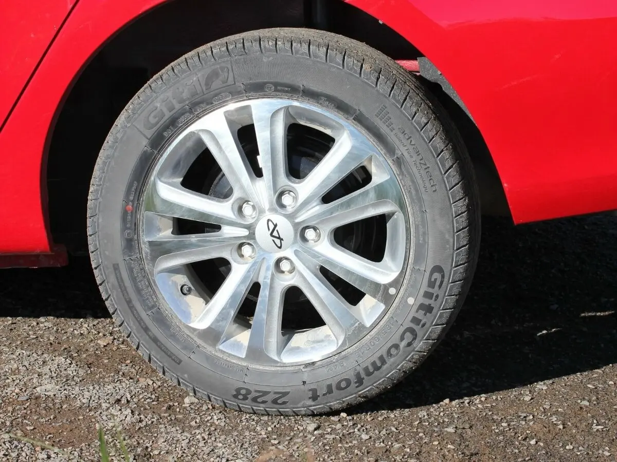Chery Bonus 3 (E3/A19) 2014 – 2017 Седан — сүрөт 18