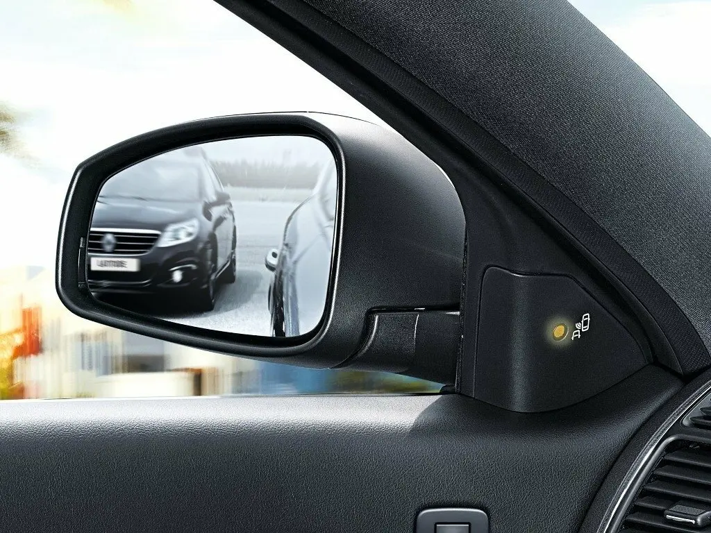 Renault Latitude I Рестайлинг Седан — сүрөт 7