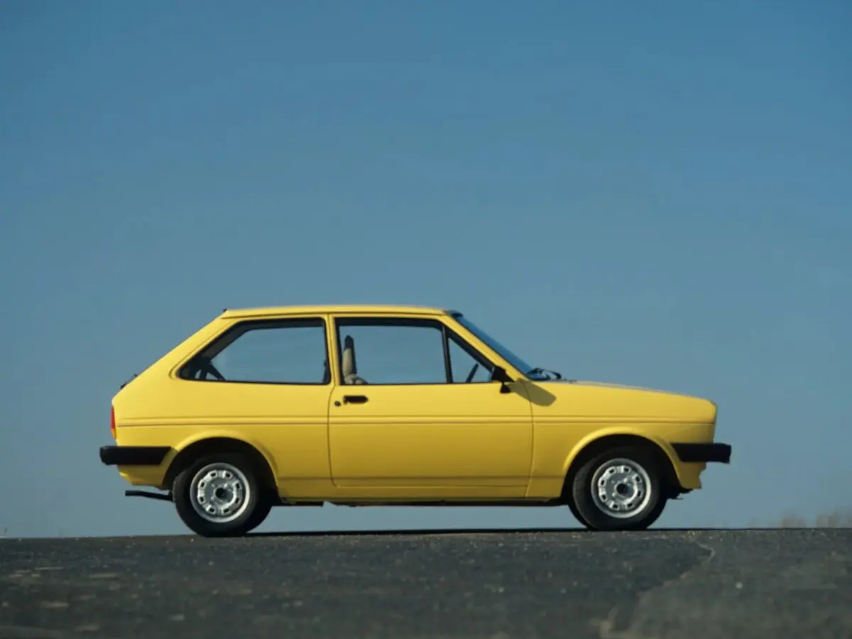 Ford Fiesta Mk1 Хэтчбек 3 дв. — сүрөт 2
