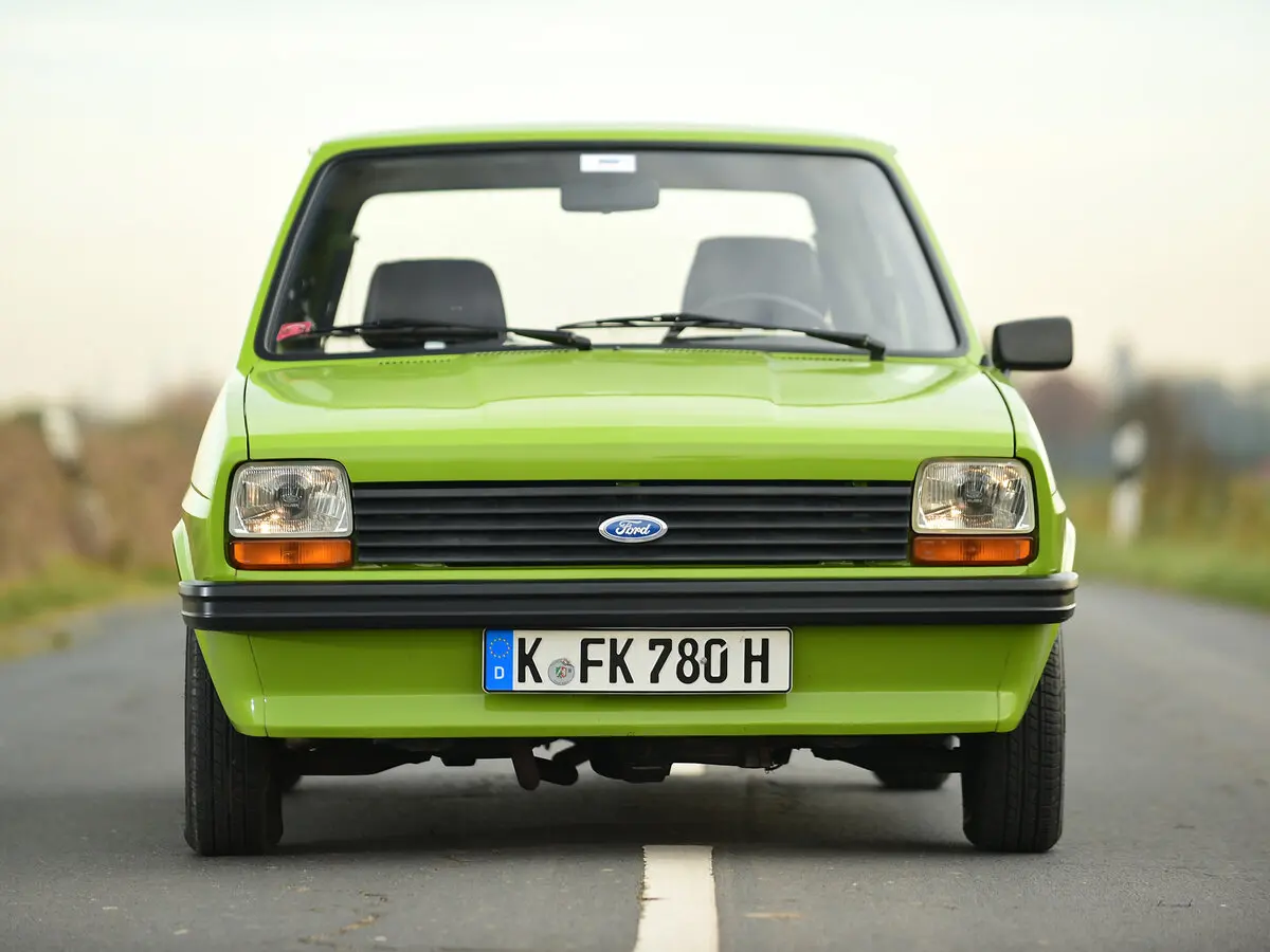 Ford Fiesta Mk1 Хэтчбек 3 дв. — сүрөт 3