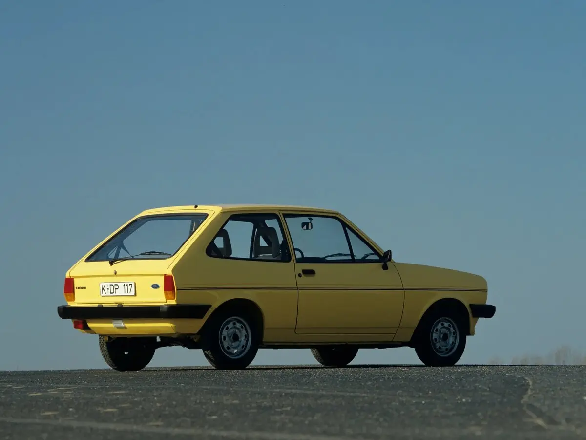 Ford Fiesta Mk1 Хэтчбек 3 дв. — сүрөт 5