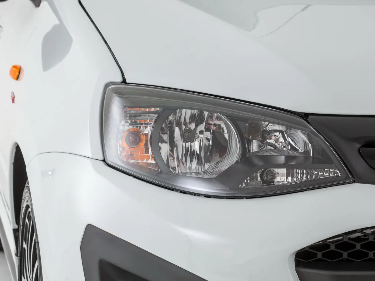 Lada (ВАЗ) Kalina II Хэтчбек 5 дв. Sport — сүрөт 10