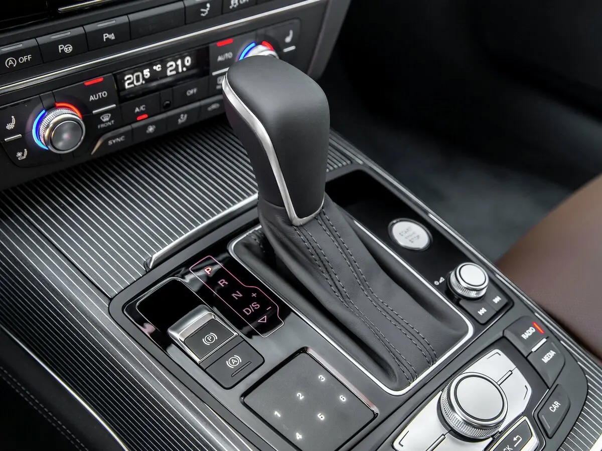 Audi A7 I (4G) Рестайлинг Лифтбек — сүрөт 7