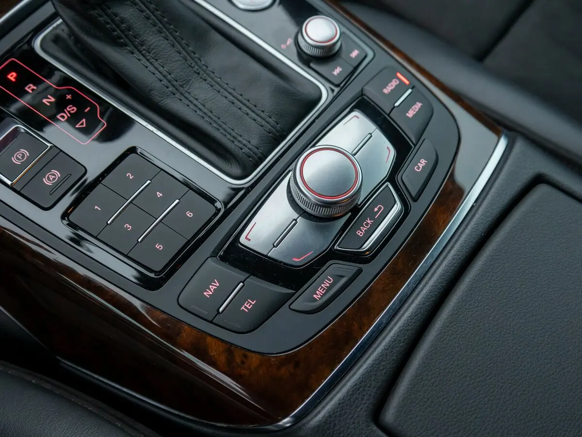 Audi A7 I (4G) Рестайлинг Лифтбек — сүрөт 29