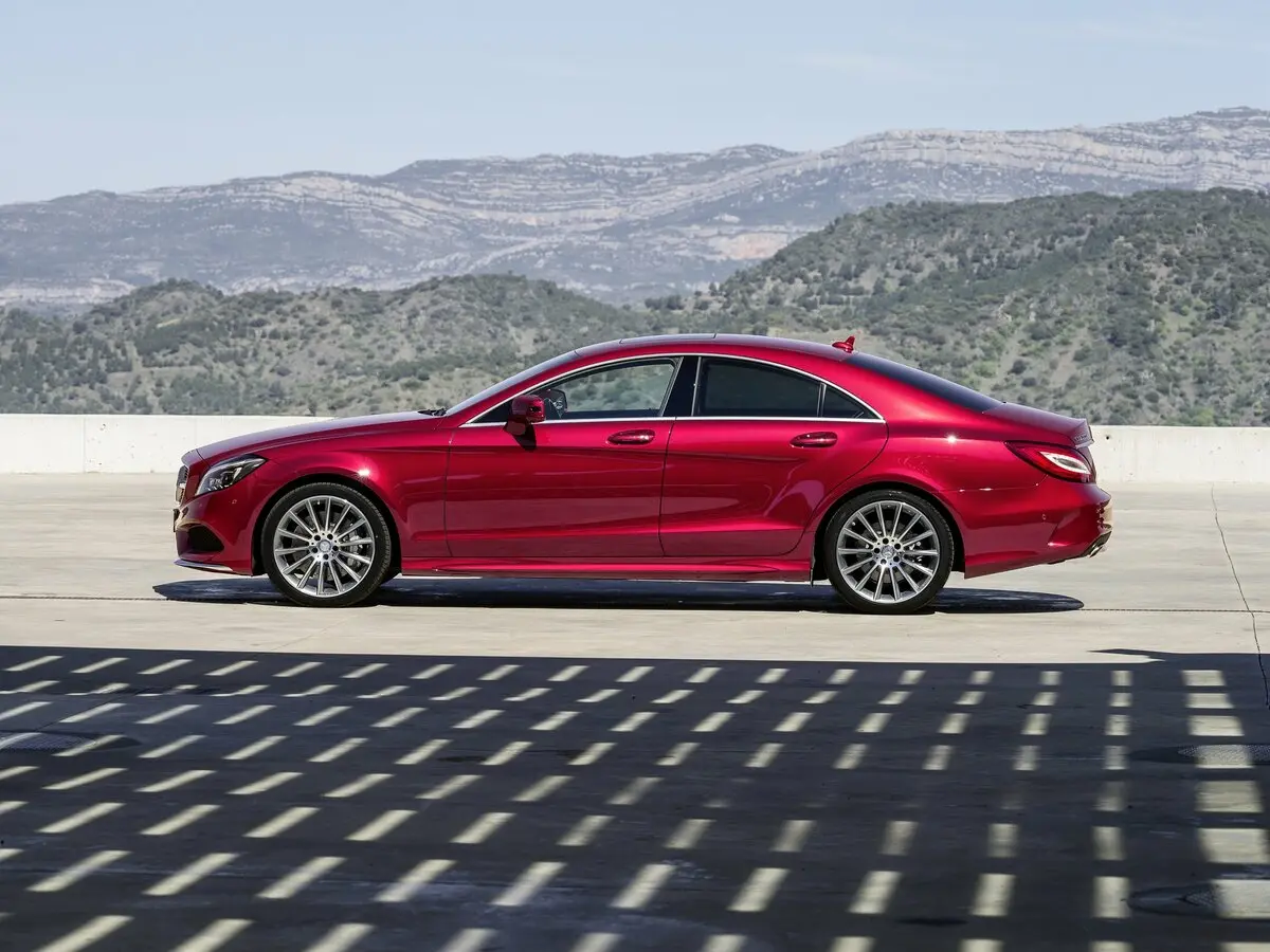 Mercedes-Benz CLS II (C218) Рестайлинг Седан — фото 2