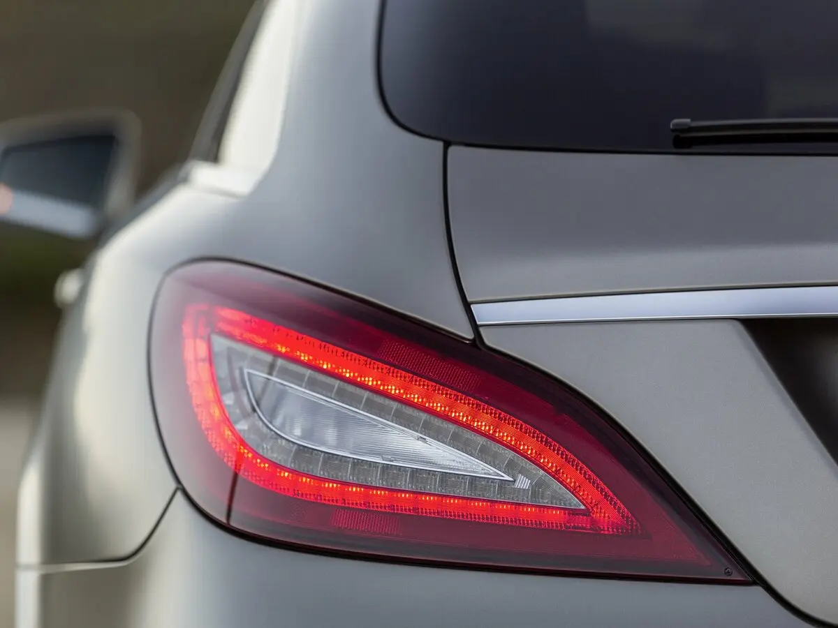 Mercedes-Benz CLS II (C218) Рестайлинг Универсал 5 дв. — фото 12