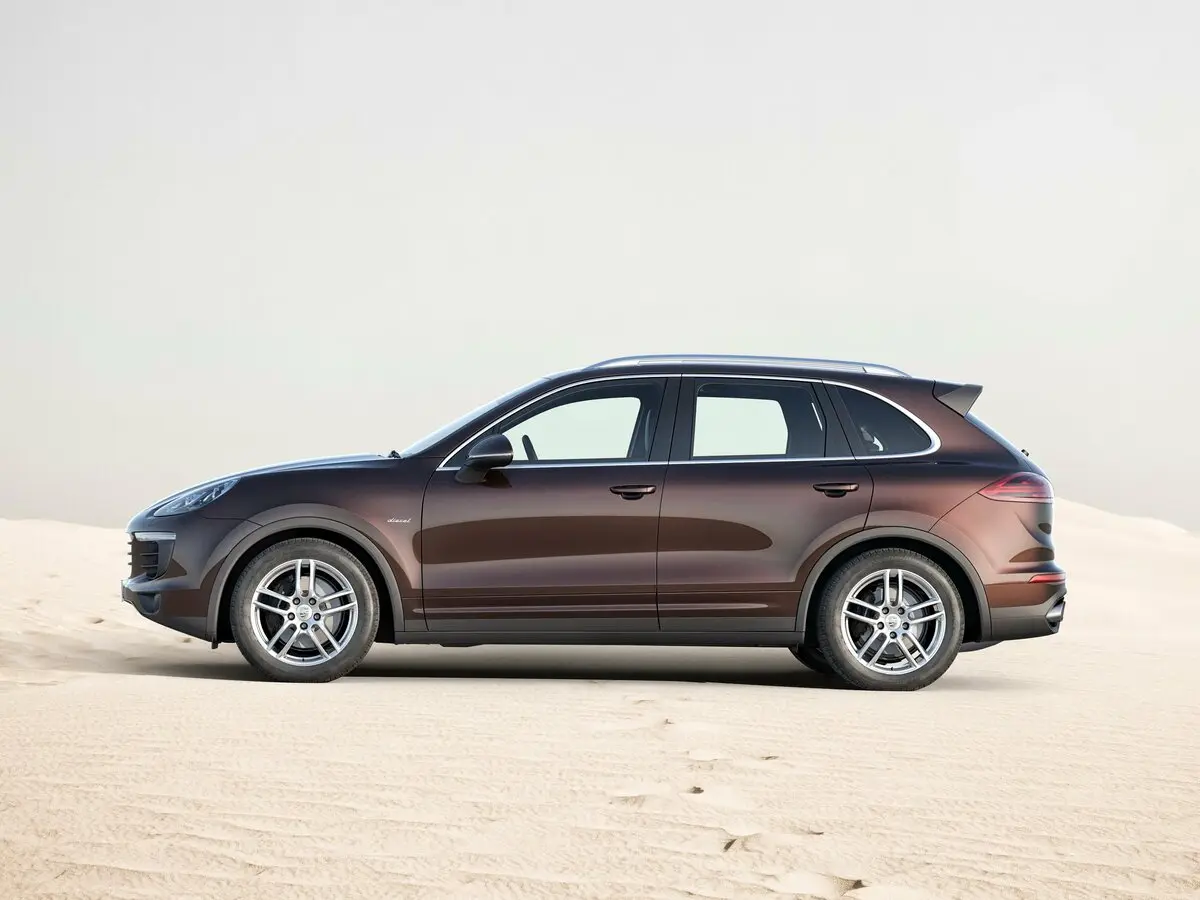 Porsche Cayenne II Рестайлинг (958) Внедорожник 5 дв. — фото 2