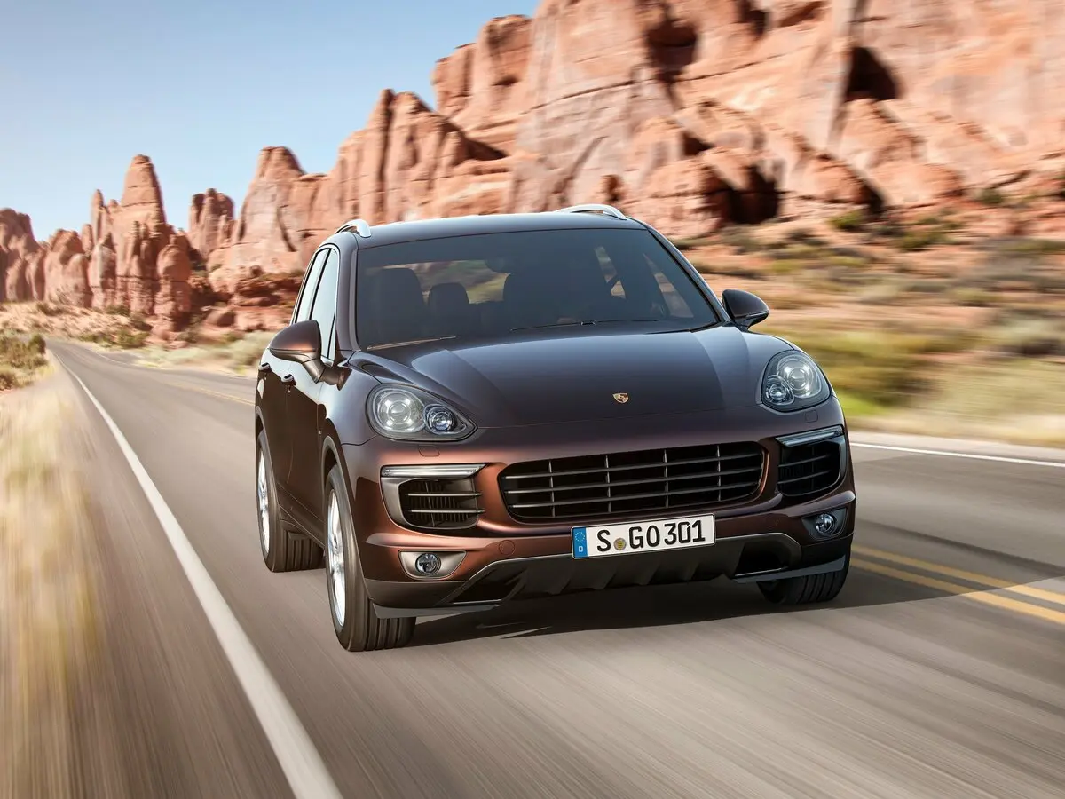 Porsche Cayenne II Рестайлинг (958) Внедорожник 5 дв. — фото 3
