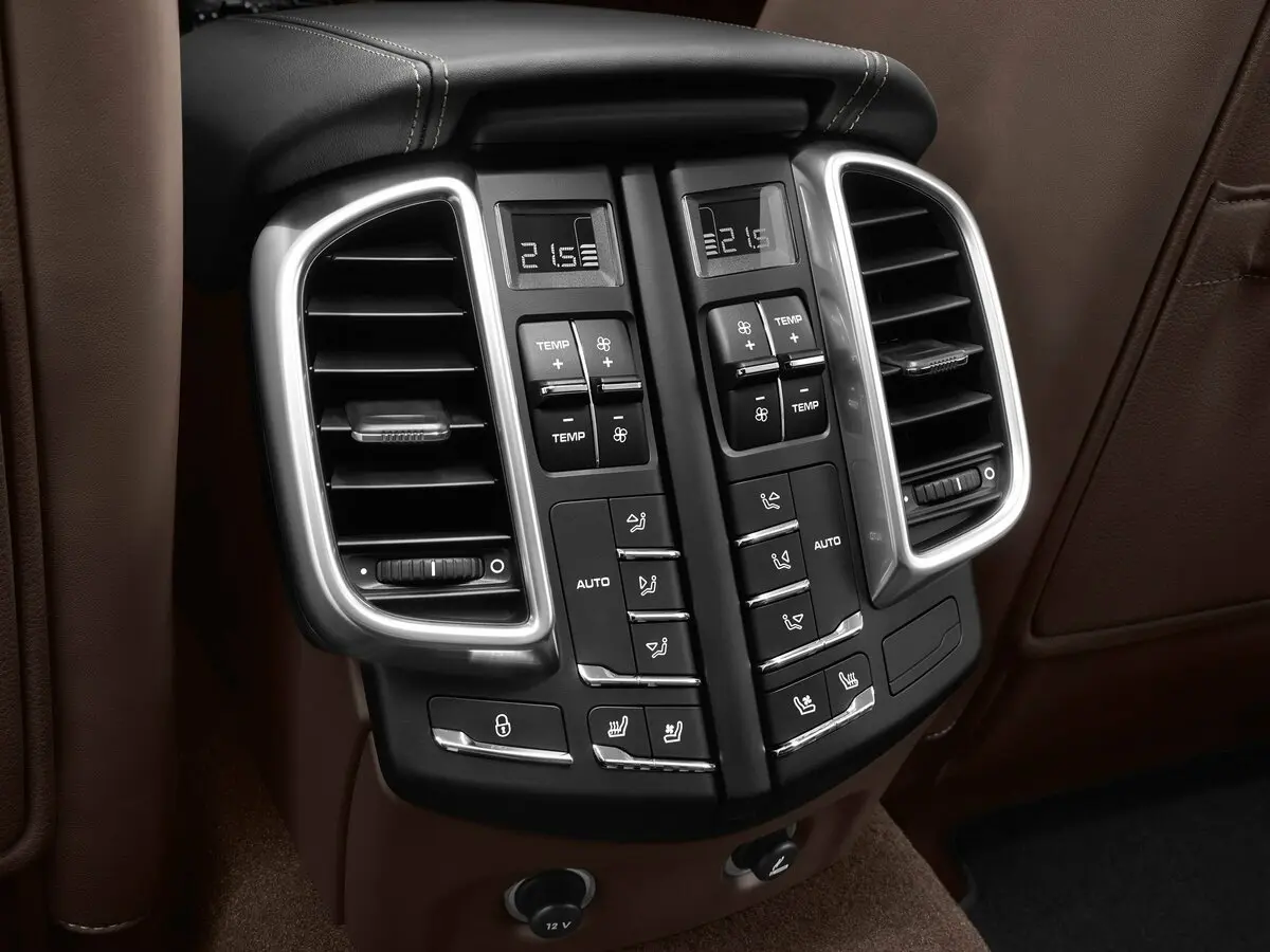 Porsche Cayenne II Рестайлинг (958) Внедорожник 5 дв. — фото 17