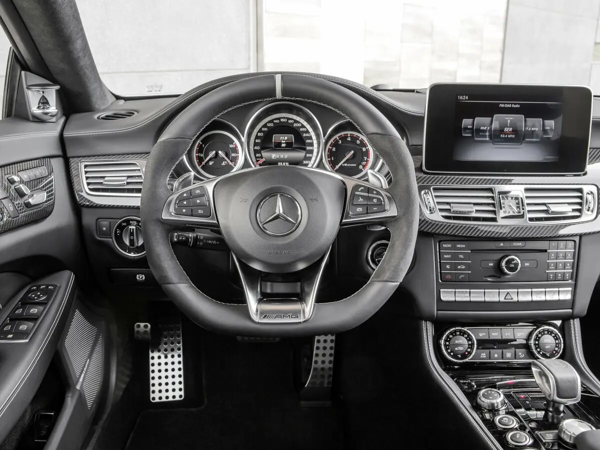 Mercedes-Benz CLS AMG II (W218) Рестайлинг Универсал 5 дв. — photo 6