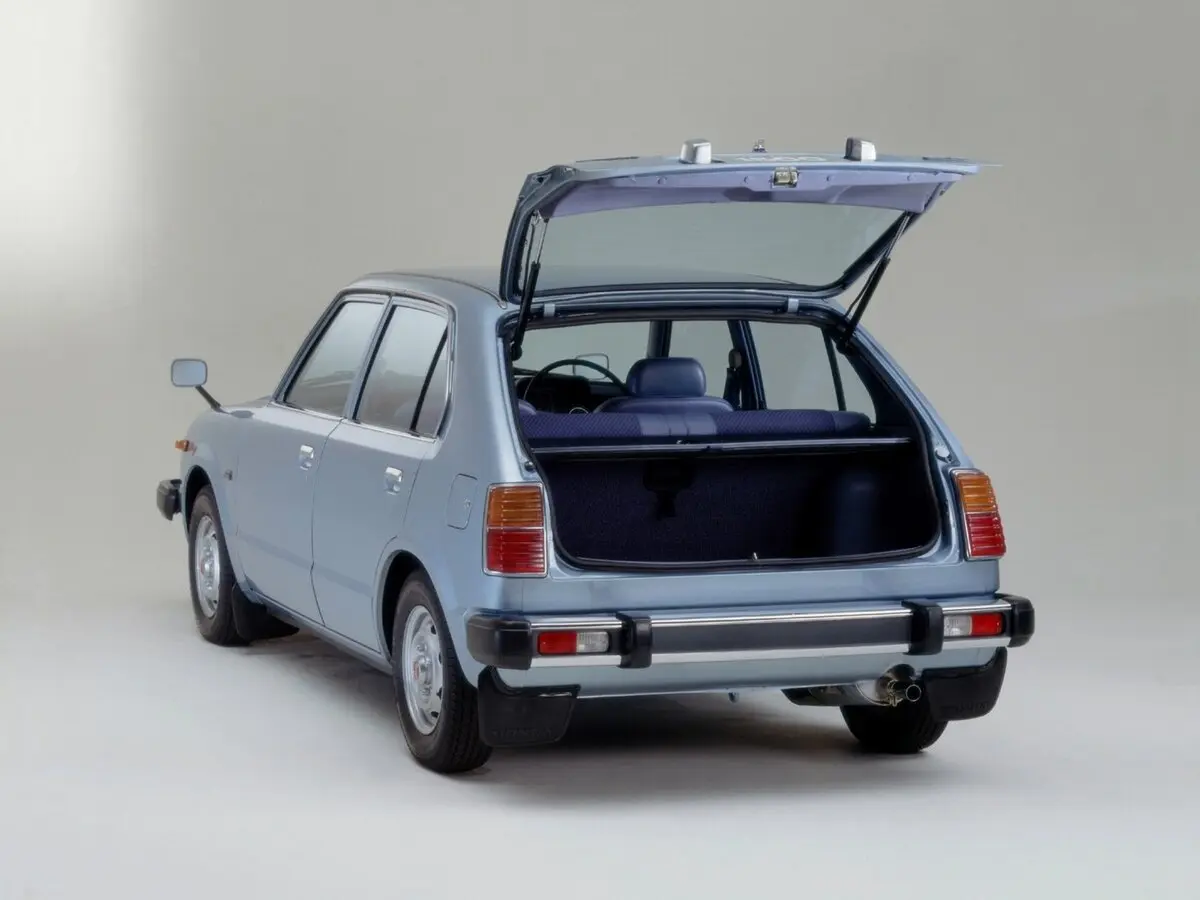 Honda Civic I Хэтчбек 5 дв. — фото 4