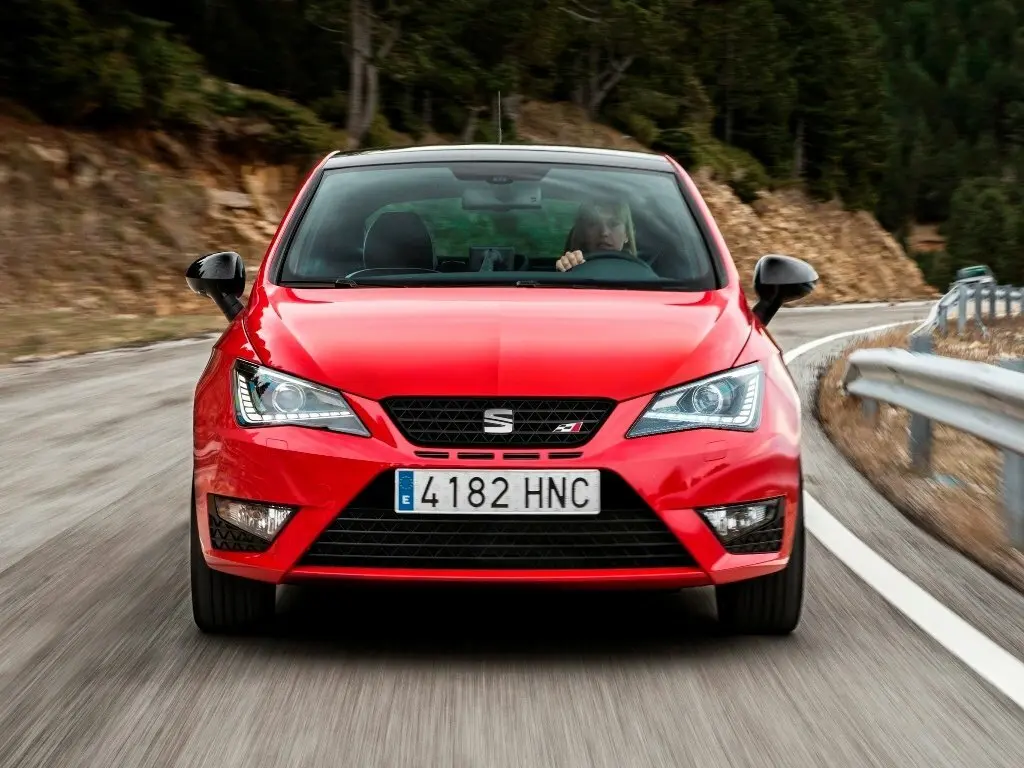 SEAT Ibiza Cupra IV Рестайлинг Хэтчбек 3 дв. — сүрөт 3