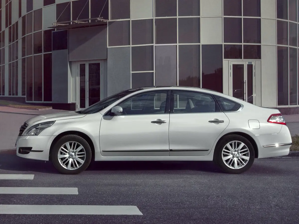 Nissan Teana II (J32) Рестайлинг Седан — сүрөт 2