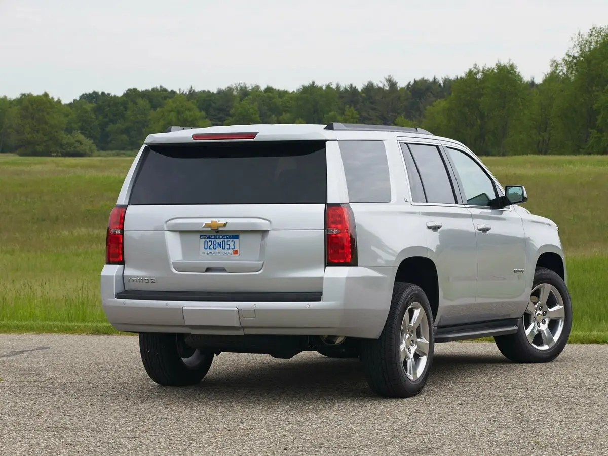 Chevrolet Tahoe IV Внедорожник 5 дв. — photo 4