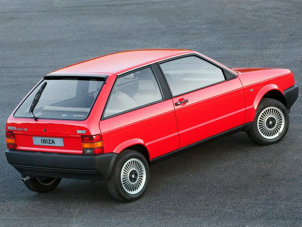 SEAT Ibiza I Хэтчбек 3 дв. — 照片 3