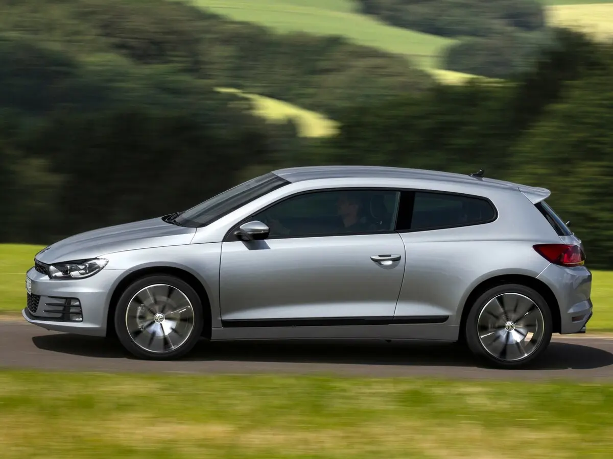Volkswagen Scirocco III Рестайлинг Хэтчбек 3 дв. — 照片 2