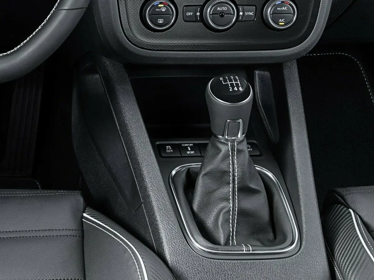 Volkswagen Scirocco III Рестайлинг Хэтчбек 3 дв. — 照片 10