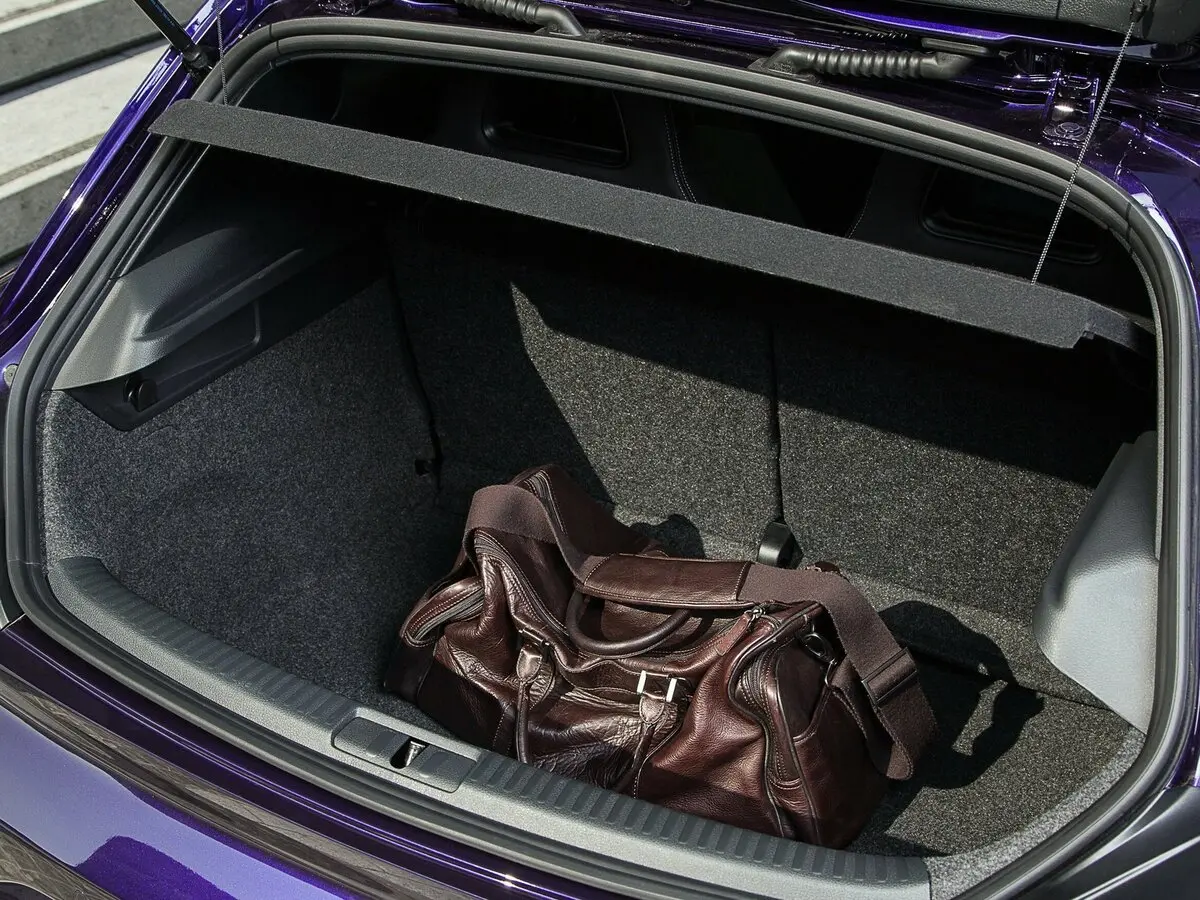 Volkswagen Scirocco III Рестайлинг Хэтчбек 3 дв. — 照片 11