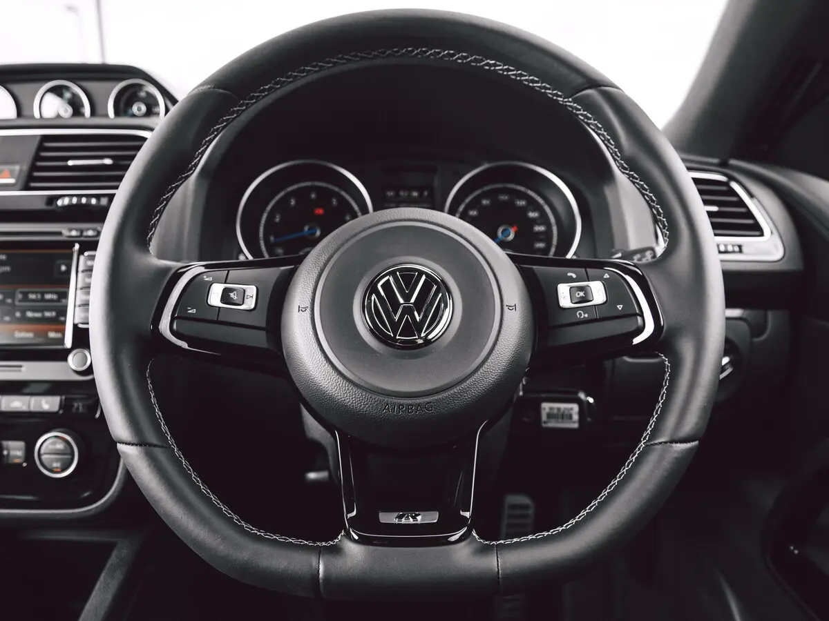 Volkswagen Scirocco R I Рестайлинг Хэтчбек 3 дв. — сүрөт 8