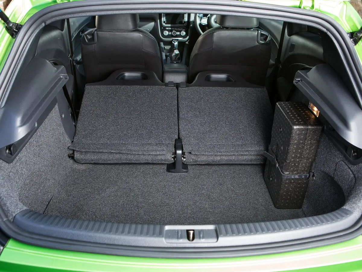 Volkswagen Scirocco R I Рестайлинг Хэтчбек 3 дв. — сүрөт 10