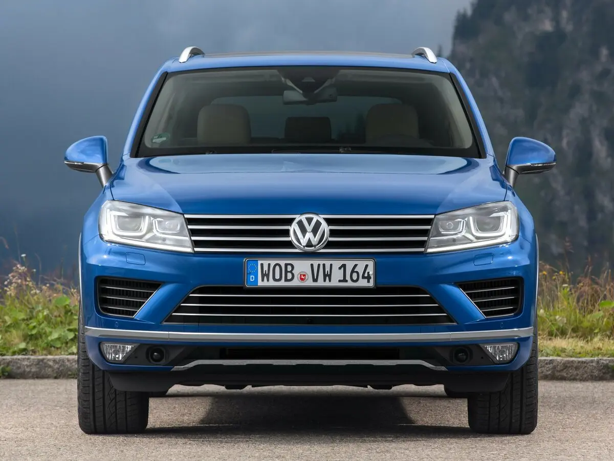 Volkswagen Touareg II Рестайлинг Внедорожник 5 дв. — сүрөт 3