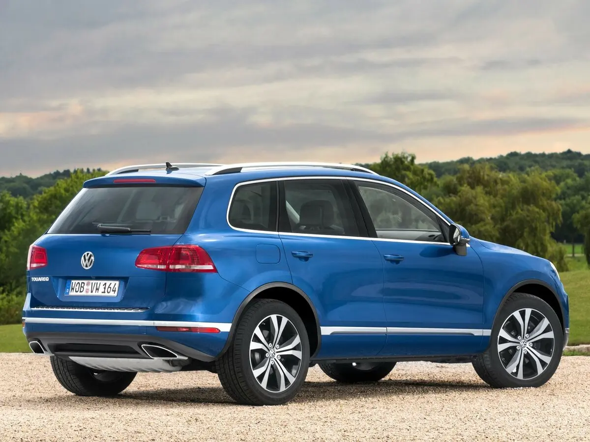 Volkswagen Touareg II Рестайлинг Внедорожник 5 дв. — сүрөт 5