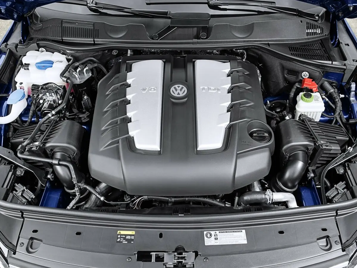 Volkswagen Touareg II Рестайлинг Внедорожник 5 дв. — сүрөт 18
