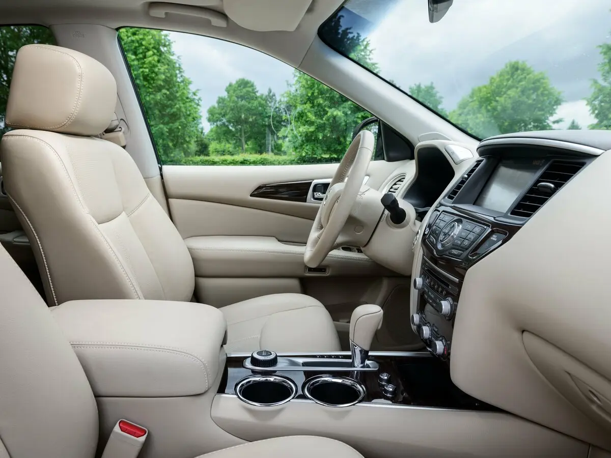 Nissan Pathfinder IV Внедорожник 5 дв. — фото 7