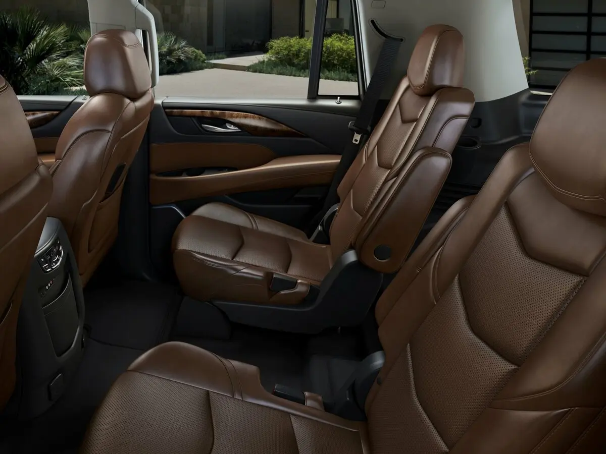 Cadillac Escalade IV Внедорожник 5 дв. — сүрөт 10