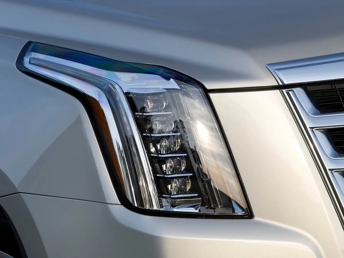 Cadillac Escalade IV Внедорожник 5 дв. ESV — сүрөт 10