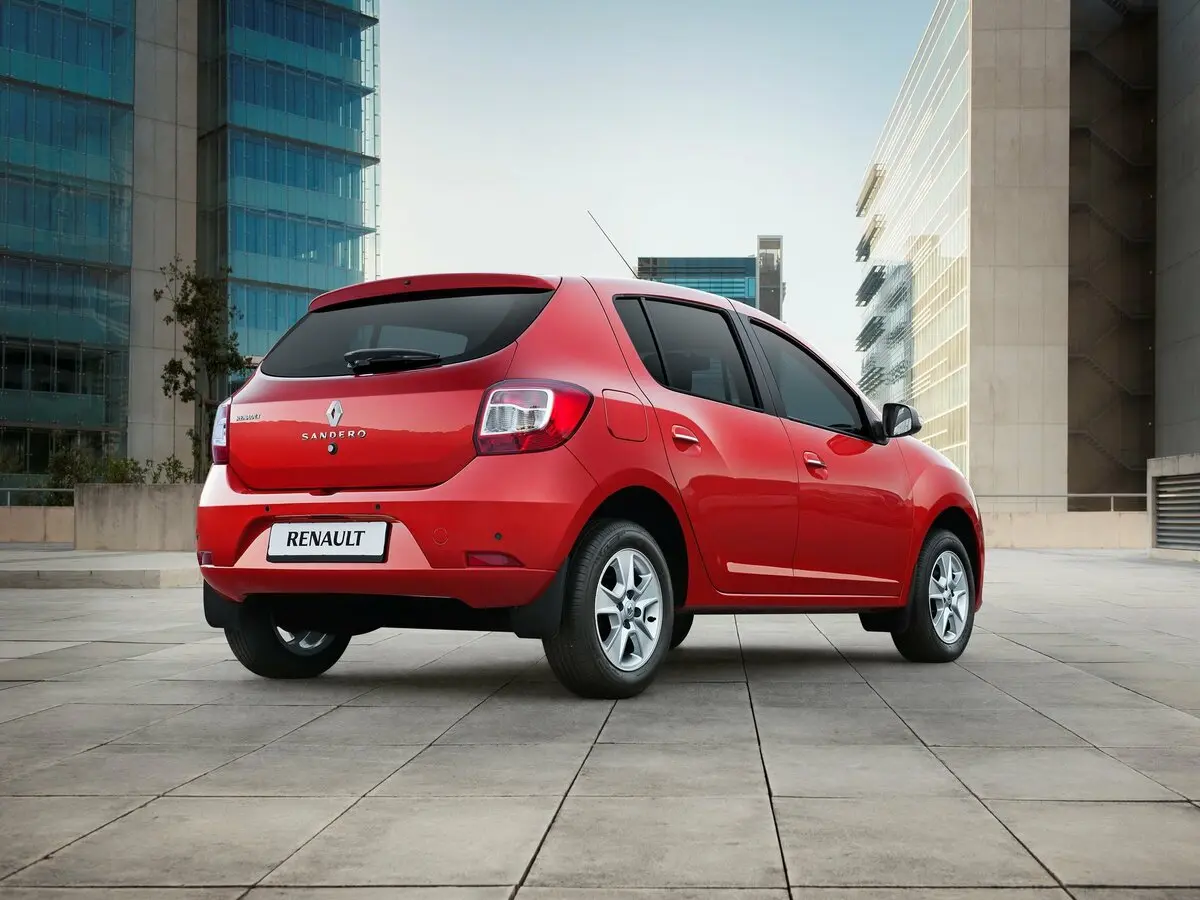 Renault Sandero II Хэтчбек 5 дв. — фото 3