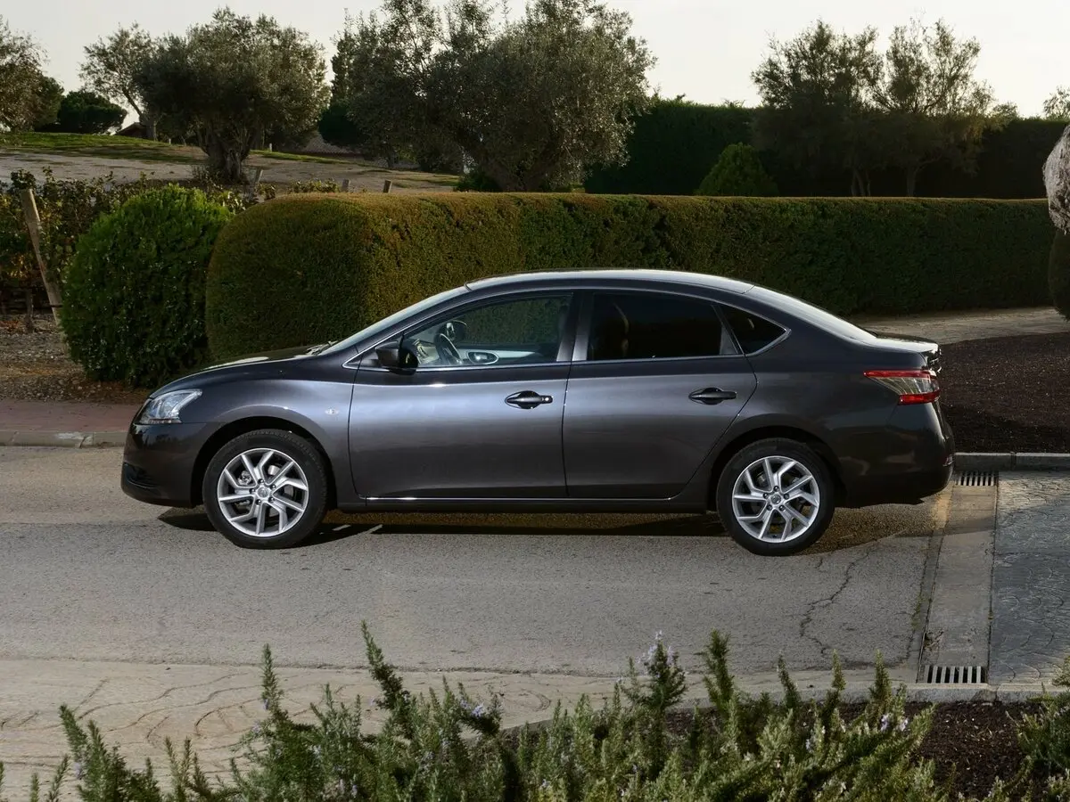 Nissan Sentra VII (B17) Седан — сүрөт 2