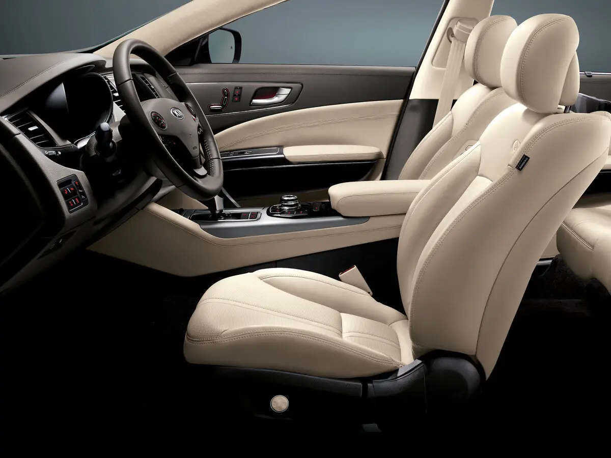 Kia Quoris I Рестайлинг Седан — сүрөт 7